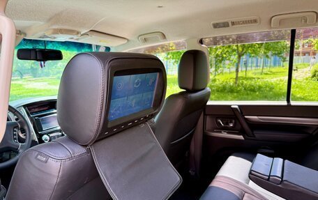 Mitsubishi Pajero IV, 2017 год, 2 999 000 рублей, 14 фотография