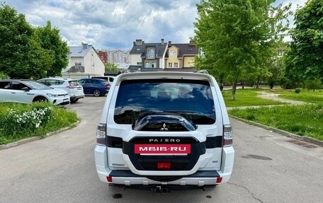 Mitsubishi Pajero IV, 2017 год, 2 999 000 рублей, 6 фотография