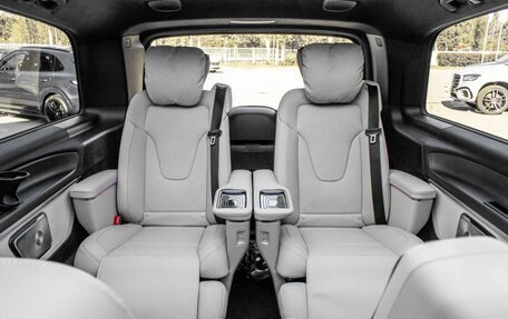 Mercedes-Benz V-Класс, 2025 год, 13 990 000 рублей, 26 фотография