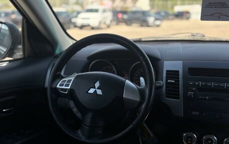 Mitsubishi Outlander III рестайлинг 3, 2010 год, 1 239 000 рублей, 10 фотография