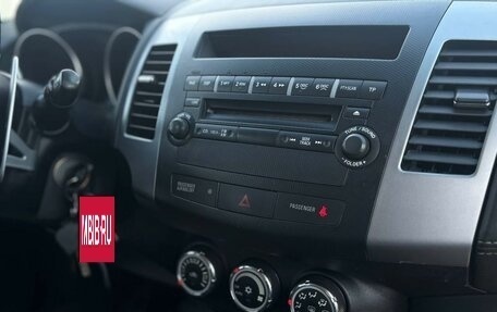 Mitsubishi Outlander III рестайлинг 3, 2010 год, 1 239 000 рублей, 14 фотография