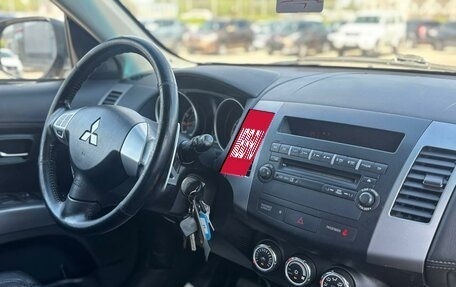 Mitsubishi Outlander III рестайлинг 3, 2010 год, 1 239 000 рублей, 12 фотография