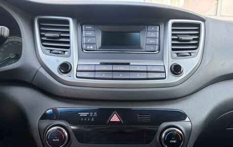 Hyundai Tucson III, 2017 год, 1 805 000 рублей, 22 фотография