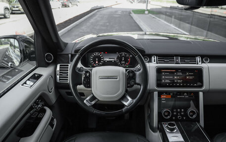 Land Rover Range Rover IV рестайлинг, 2020 год, 5 899 000 рублей, 15 фотография