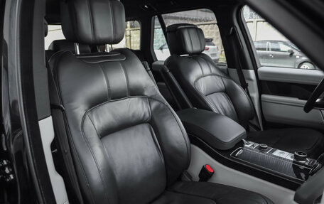 Land Rover Range Rover IV рестайлинг, 2020 год, 5 899 000 рублей, 30 фотография