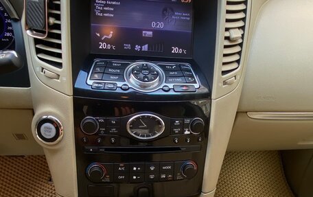 Infiniti FX II, 2012 год, 1 690 000 рублей, 13 фотография