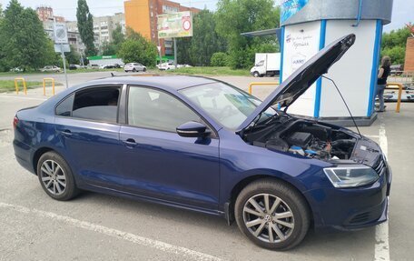 Volkswagen Jetta VI, 2012 год, 1 100 000 рублей, 5 фотография