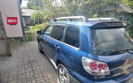 Mitsubishi Outlander III рестайлинг 3, 2003 год, 630 000 рублей, 4 фотография