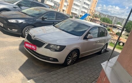 Skoda Superb III рестайлинг, 2013 год, 780 000 рублей, 1 фотография
