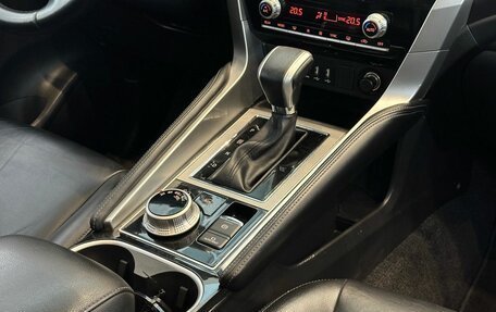 Mitsubishi Montero Sport, 2022 год, 4 099 000 рублей, 12 фотография