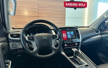 Mitsubishi Montero Sport, 2022 год, 4 099 000 рублей, 7 фотография