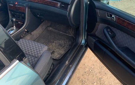 Audi A6, 1998 год, 200 000 рублей, 6 фотография