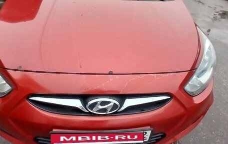 Hyundai Solaris II рестайлинг, 2012 год, 600 000 рублей, 10 фотография