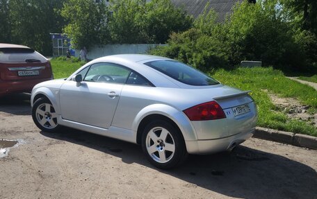 Audi TT, 2003 год, 700 000 рублей, 3 фотография