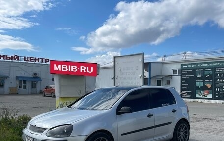 Volkswagen Golf V, 2004 год, 450 000 рублей, 5 фотография