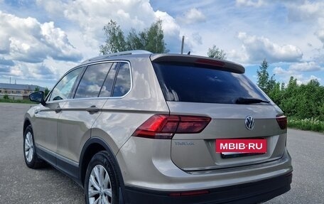 Volkswagen Tiguan II, 2017 год, 1 750 000 рублей, 12 фотография