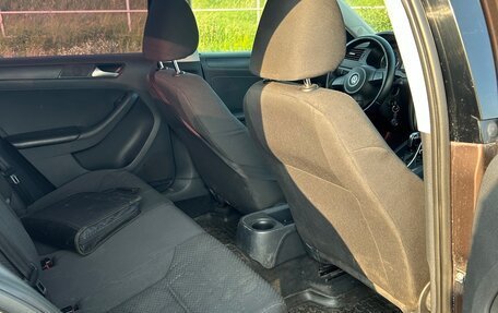 Volkswagen Jetta VI, 2014 год, 910 000 рублей, 6 фотография