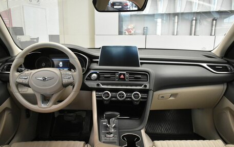 Genesis G70 I, 2020 год, 2 950 000 рублей, 9 фотография