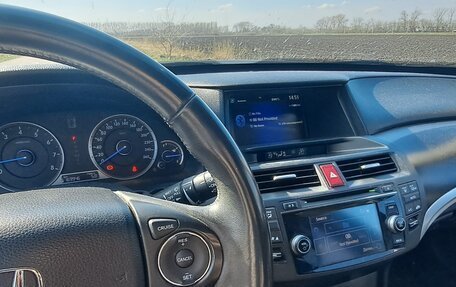 Honda Crosstour I рестайлинг, 2013 год, 1 800 000 рублей, 6 фотография
