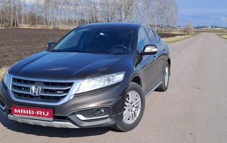 Honda Crosstour I рестайлинг, 2013 год, 1 800 000 рублей, 1 фотография