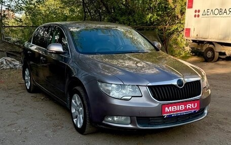 Skoda Superb III рестайлинг, 2010 год, 870 000 рублей, 1 фотография
