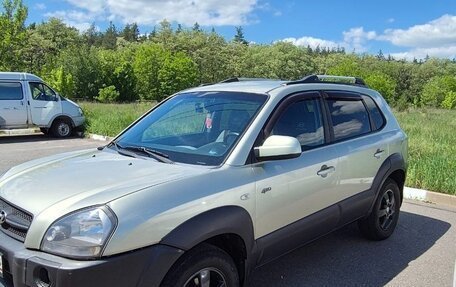 Hyundai Tucson III, 2005 год, 690 000 рублей, 1 фотография
