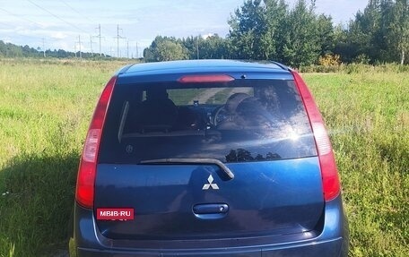 Mitsubishi Colt VI рестайлинг, 2003 год, 380 000 рублей, 2 фотография