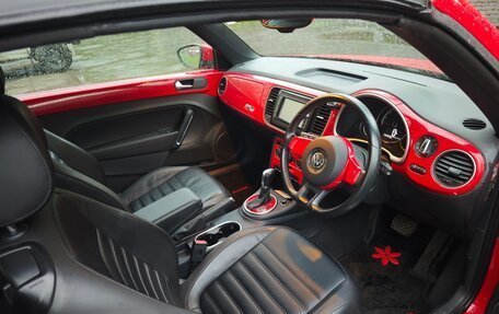Volkswagen Beetle, 2014 год, 1 590 000 рублей, 34 фотография