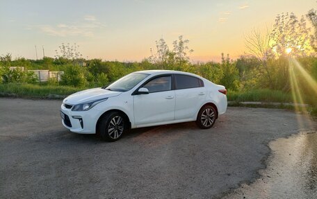 KIA Rio IV, 2020 год, 1 180 000 рублей, 2 фотография
