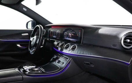Mercedes-Benz E-Класс, 2018 год, 2 888 888 рублей, 4 фотография