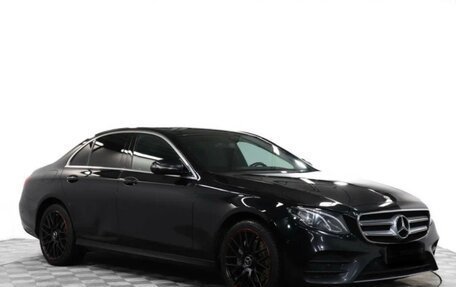 Mercedes-Benz E-Класс, 2018 год, 2 888 888 рублей, 2 фотография