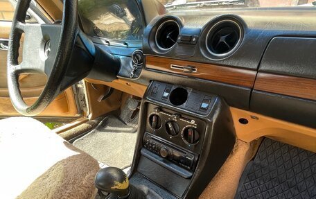 Mercedes-Benz W123, 1985 год, 500 000 рублей, 5 фотография