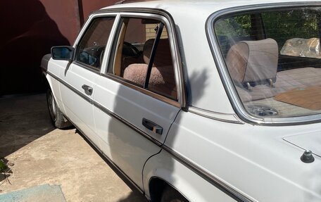 Mercedes-Benz W123, 1985 год, 500 000 рублей, 7 фотография