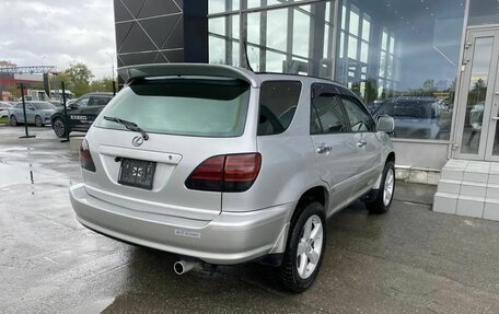 Toyota Harrier, 2002 год, 950 000 рублей, 5 фотография