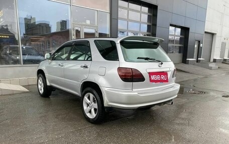 Toyota Harrier, 2002 год, 950 000 рублей, 7 фотография