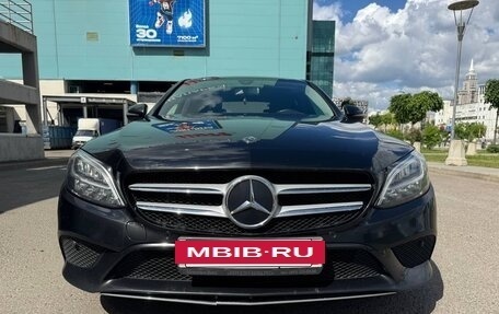 Mercedes-Benz C-Класс, 2019 год, 2 950 000 рублей, 3 фотография
