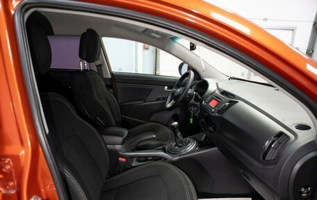 KIA Sportage III, 2011 год, 999 000 рублей, 15 фотография