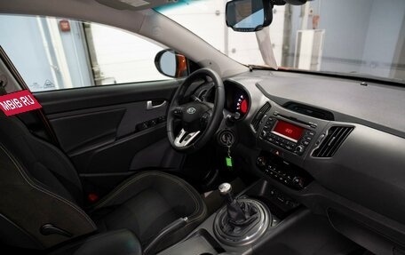 KIA Sportage III, 2011 год, 999 000 рублей, 14 фотография