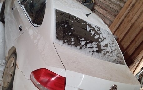 Volkswagen Polo VI (EU Market), 2013 год, 400 000 рублей, 1 фотография