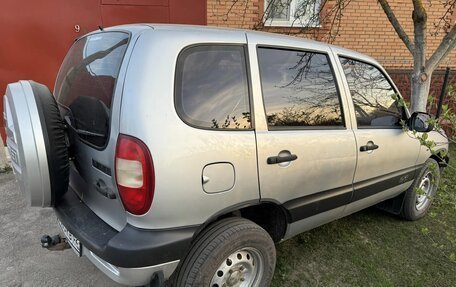 Chevrolet Niva I рестайлинг, 2006 год, 420 000 рублей, 5 фотография