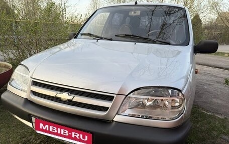 Chevrolet Niva I рестайлинг, 2006 год, 420 000 рублей, 3 фотография