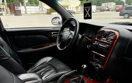 Hyundai Sonata IV рестайлинг, 2006 год, 235 000 рублей, 9 фотография