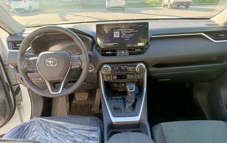 Toyota RAV4, 2025 год, 3 840 000 рублей, 9 фотография