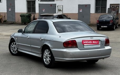 Hyundai Sonata IV рестайлинг, 2006 год, 235 000 рублей, 4 фотография