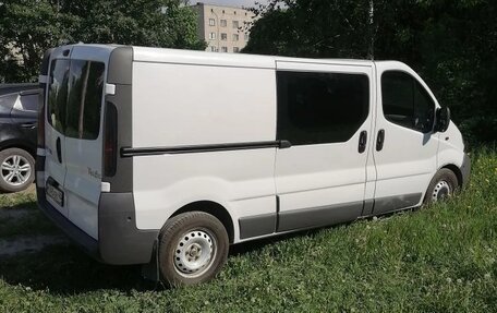 Renault Trafic, 2004 год, 1 000 000 рублей, 5 фотография
