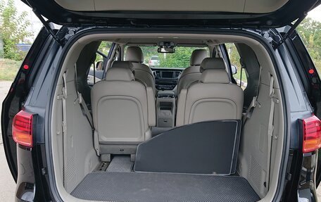 KIA Carnival III, 2019 год, 2 800 000 рублей, 14 фотография