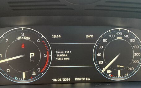 Land Rover Range Rover IV рестайлинг, 2014 год, 3 600 000 рублей, 16 фотография
