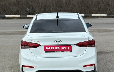 Hyundai Solaris II рестайлинг, 2017 год, 980 000 рублей, 11 фотография