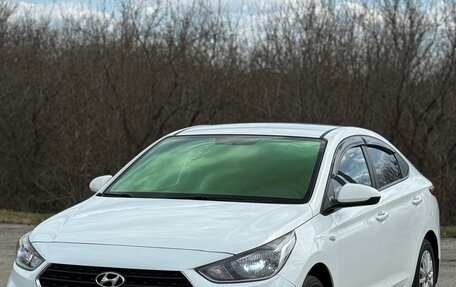 Hyundai Solaris II рестайлинг, 2017 год, 980 000 рублей, 17 фотография