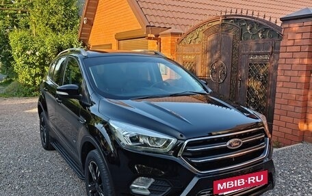 Ford Kuga III, 2018 год, 1 650 000 рублей, 2 фотография